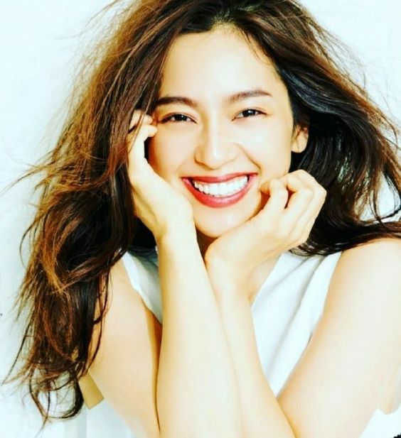 めざせイイ女☆中村アンに学ぶ!セクシー&ヘルシーメイクの